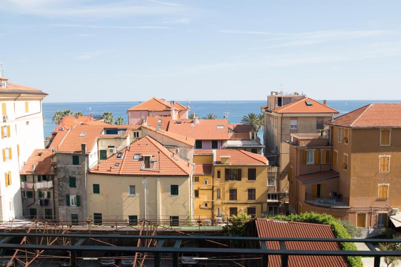 Appartamento Di 5 Locali,8 Posti Letto Vista Mare Varazze Exterior photo