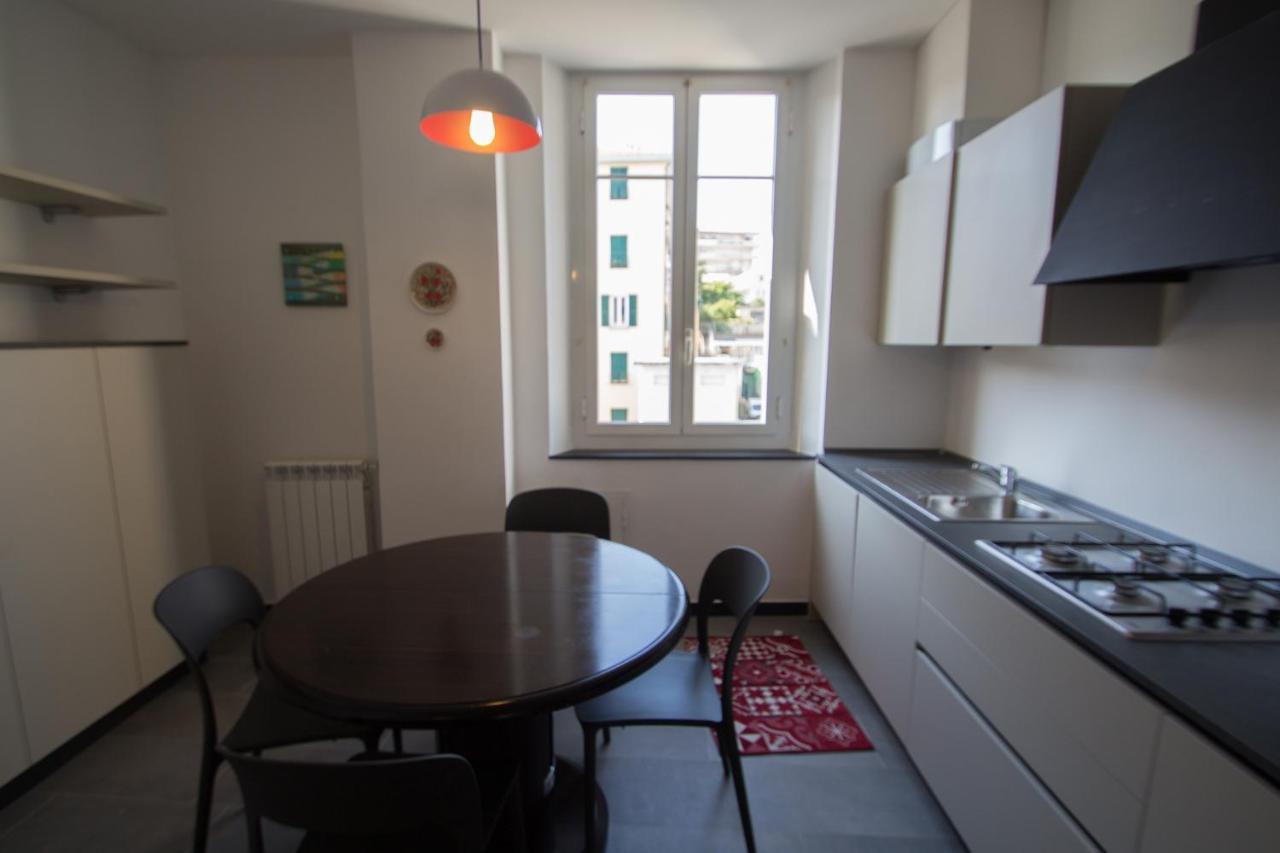 Appartamento Di 5 Locali,8 Posti Letto Vista Mare Varazze Exterior photo